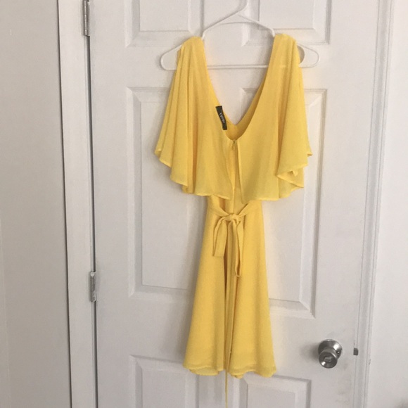 Lulus yellow dress - Picture 3 of 4